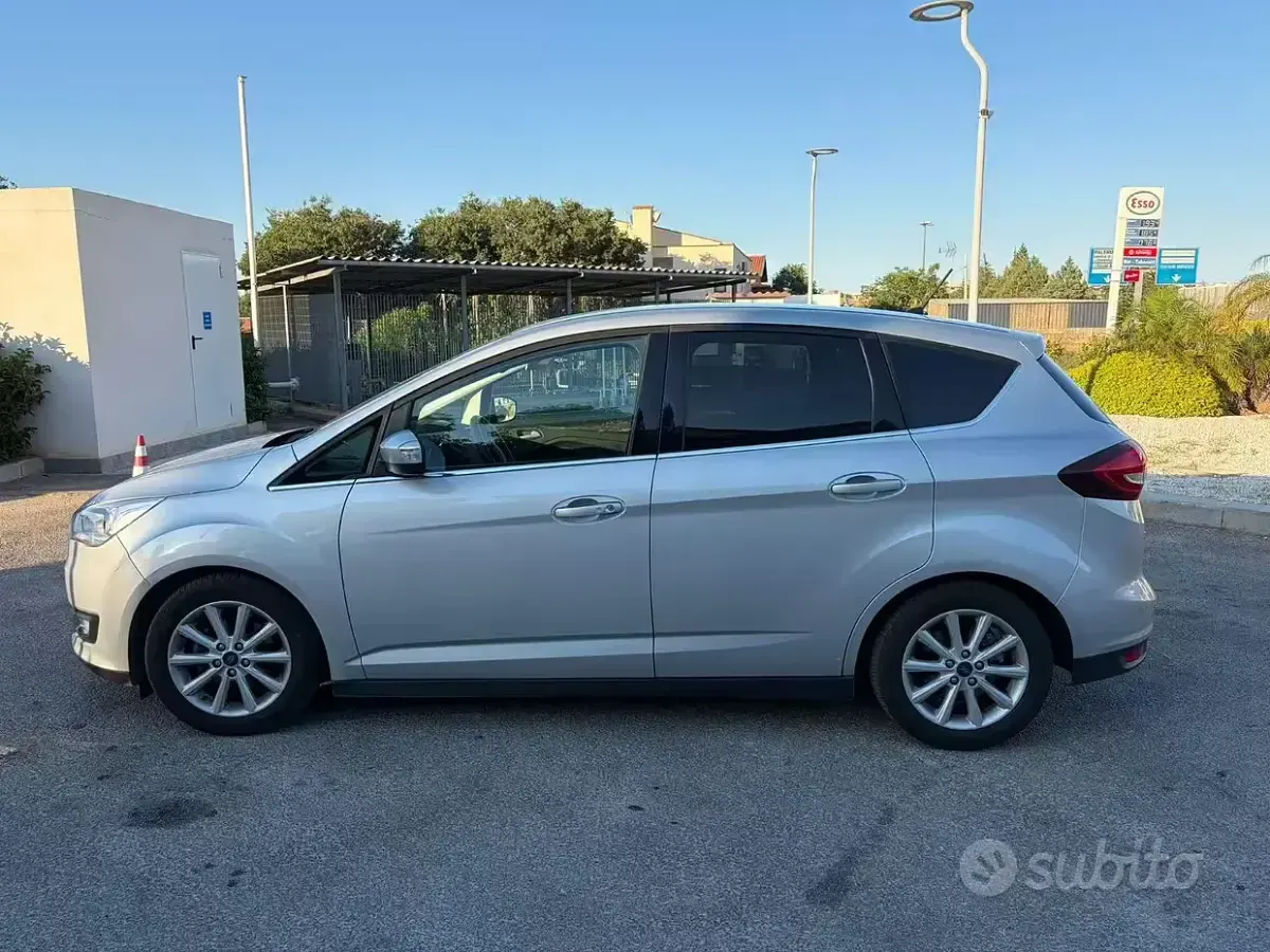 Usata Ford C-MAX Titanium 120 CV (88 kW) 2017 Grigio Monovolume