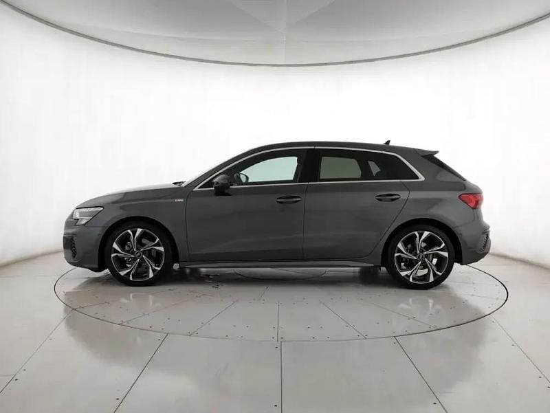 Usata Audi A3 S-Line 150 CV (110 kW) 2023 Grigio daytona perla Berlina