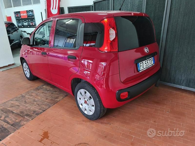 Usata Fiat Panda 80 CV (58 kW) 2016 Rosso Utilitaria
