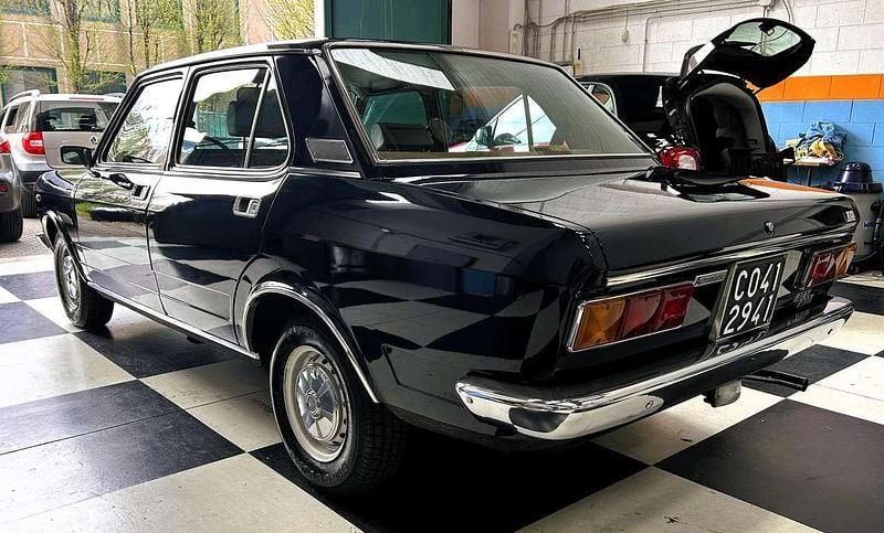 Usata Fiat 132 98 CV (72 kW) 1974 Blu/azzurro Berlina
