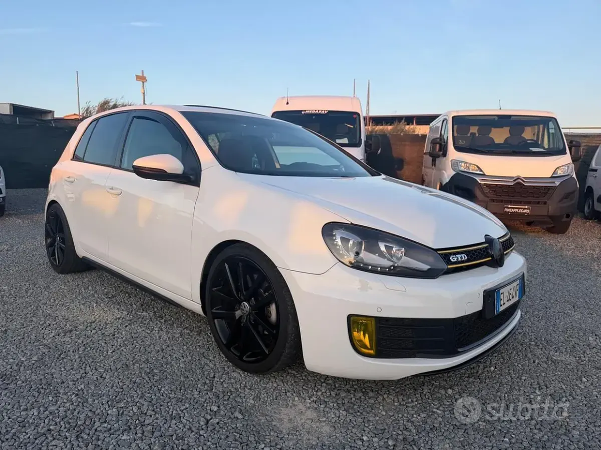 Używany VW Golf VII GTD 170 KM (125 kW) 2012 Biały Sedan/Limuzyna