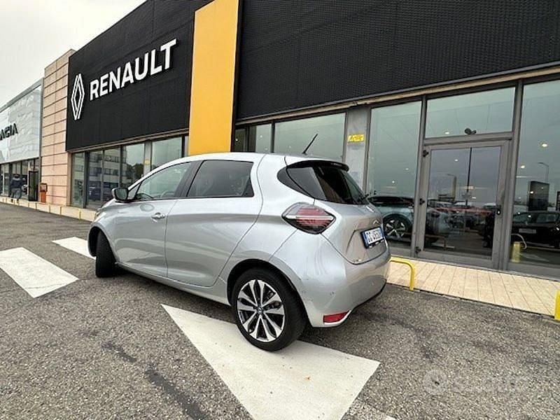 Usata Renault Zoe Intens 100 kW (136 CV) 2021 Grigio Utilitaria