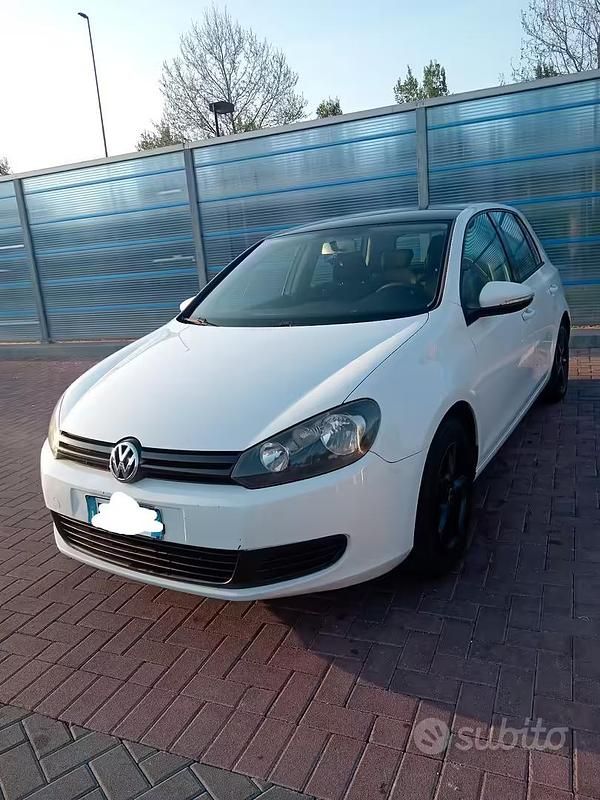 Usata VW Golf 80 CV (58 kW) 2011 Bianco Coupé