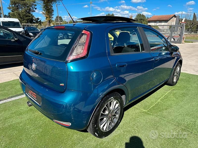 Usata Fiat Punto Sport 75 CV (55 kW) 2013 Blu Berlina