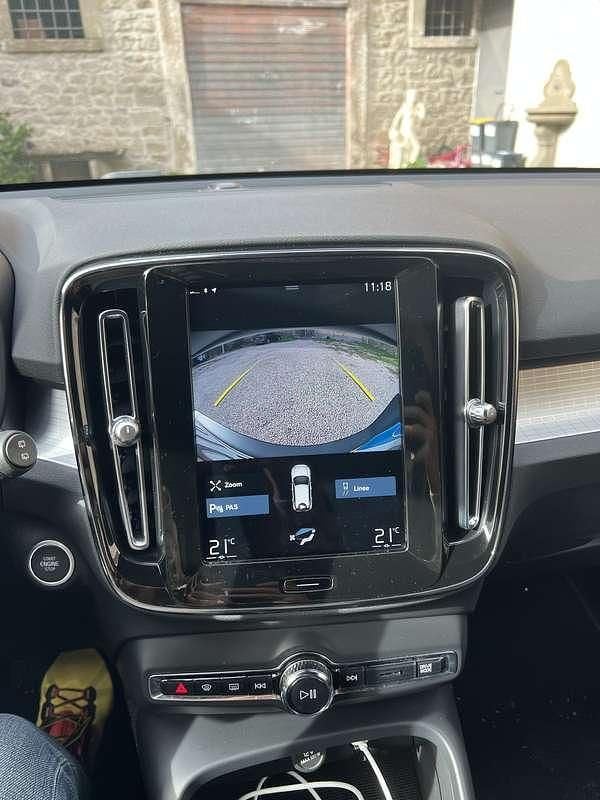 Usata Volvo XC40 Momentum 163 CV (119 kW) 2021 SUV