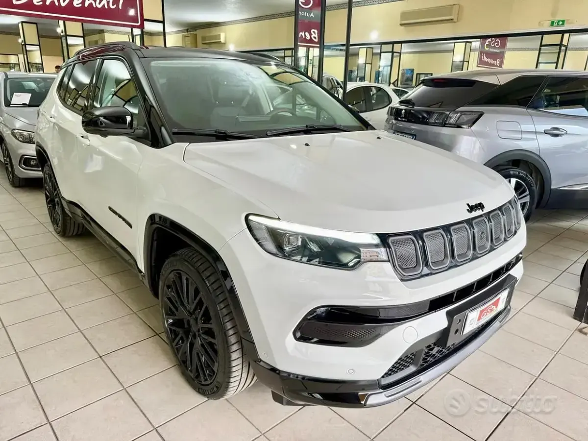 Usata Jeep Compass 131 CV (96 kW) 2024 Bianco SUV