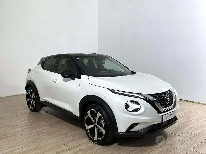 Usata Nissan Juke N-Connecta 114 CV (83 kW) 2022 Bianco SUV