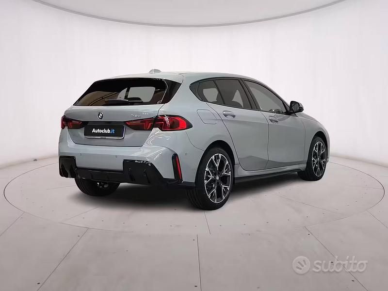 Nuova BMW 118 M Sport 150 CV (110 kW) 2025 Grigio Utilitaria