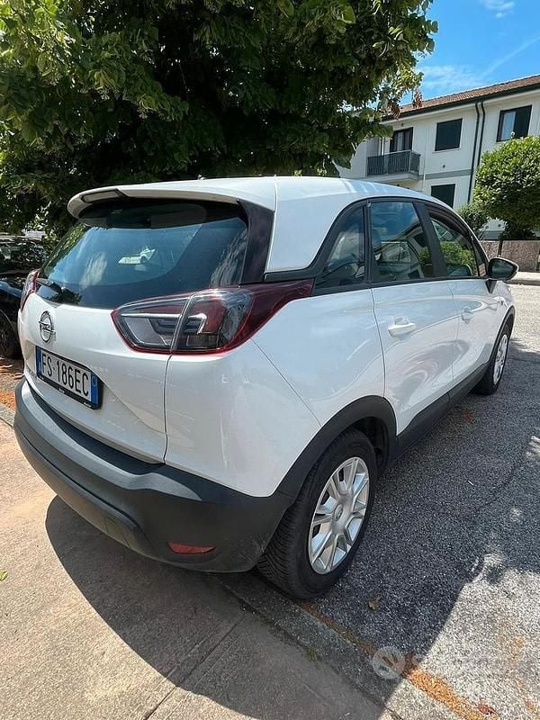 Usata Opel Crossland X Innovation 83 CV (61 kW) 2019 Bianco SUV