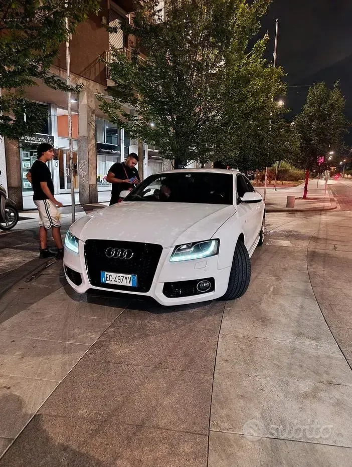 Usata Audi A5 180 CV (132 kW) 2010 Bianco Coupé
