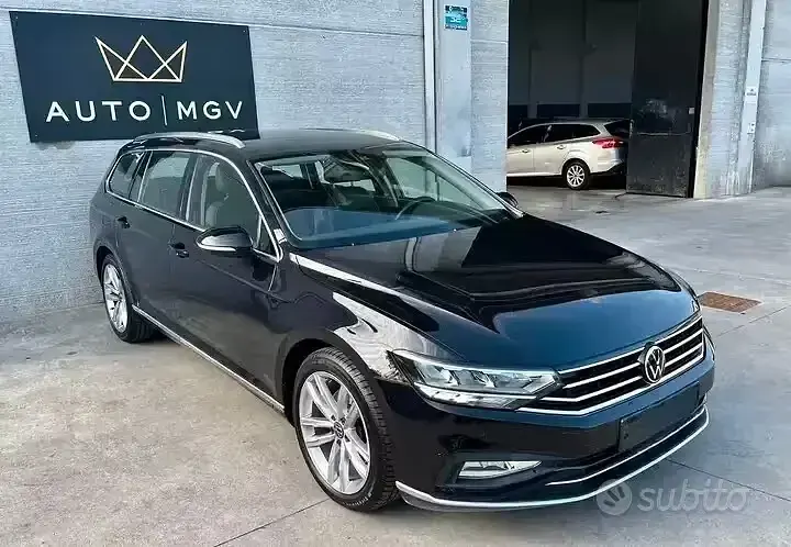 Usata VW Passat Business 150 CV (110 kW) 2023 Nero Station wagon