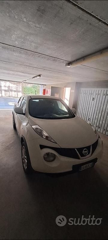 Usata Nissan Juke Tekna 110 CV (80 kW) 2011 Bianco SUV