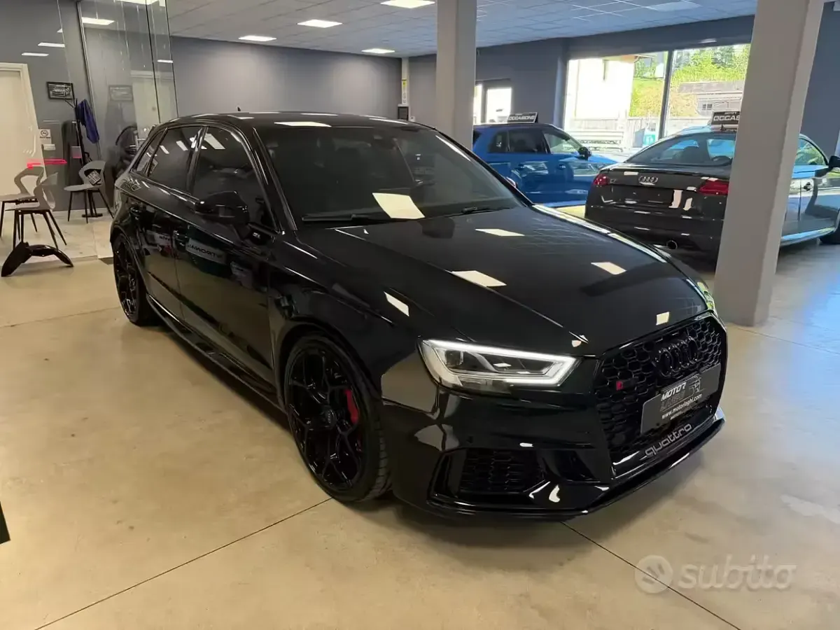 Usata Audi RS3 Ambiente 400 CV (294 kW) 2019 Nero Berlina