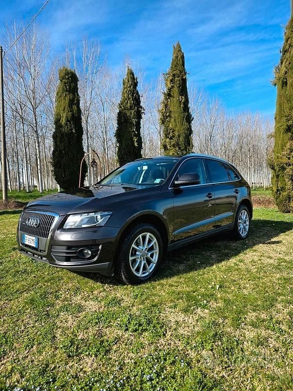 Usata Audi Q5 170 CV (125 kW) 2010 Grigio SUV