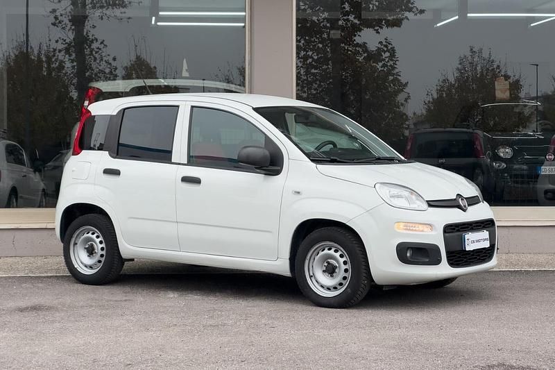 Usata Fiat Panda 69 CV (50 kW) 2019 Bianco Furgone