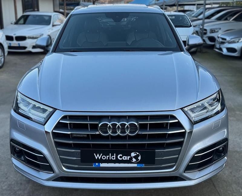 Usata Audi Q5 S-line plus 190 CV (139 kW) 2019 Grigio SUV