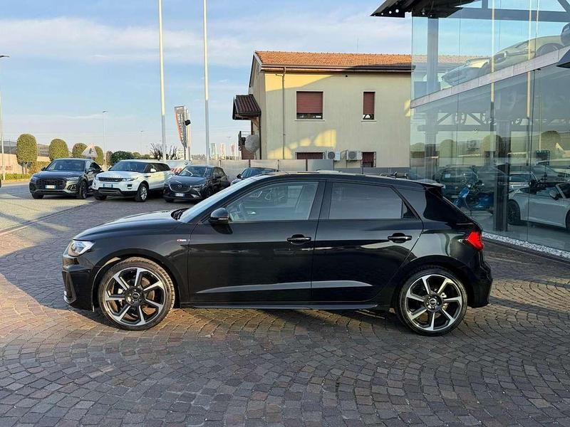 Usata Audi A1 Ambiente 116 CV (85 kW) 2025 Nero SUV