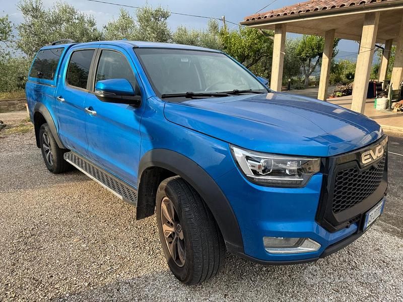 Usata EVO Cross 4 136 CV (100 kW) 2024 Blu Pick-up