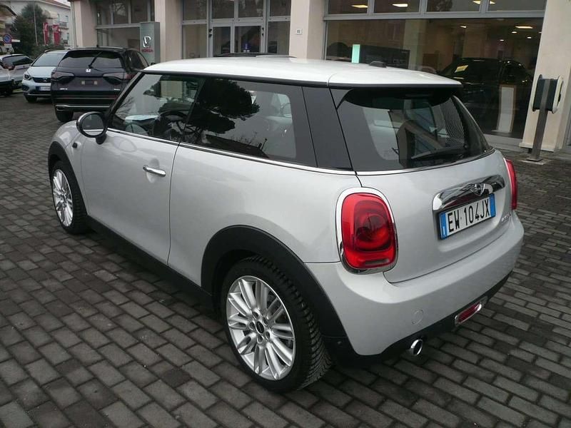 Usata Mini Cooper D 140 CV (102 kW) 2014 Argento Utilitaria