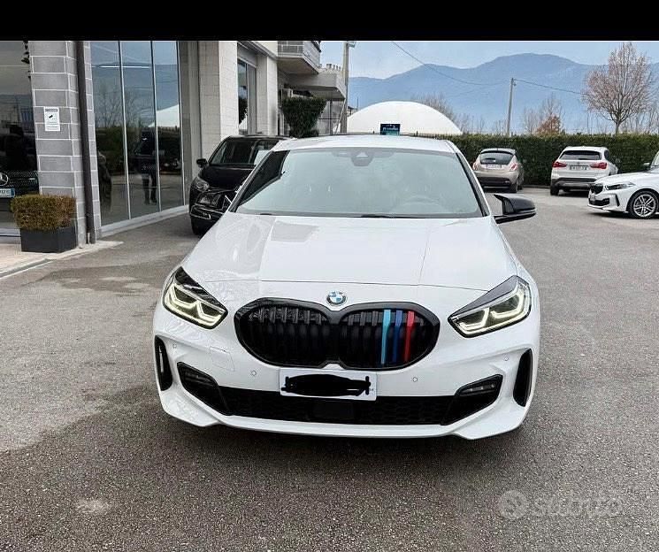 Usata BMW 116 Sport Line 116 CV (85 kW) 2020 Bianco Utilitaria
