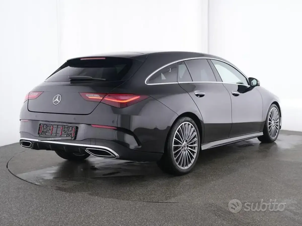 Usata Mercedes CLA200 Shooting Brake Advanced Plus 163 CV (119 kW) 2025 Nero cosmo Station wagon