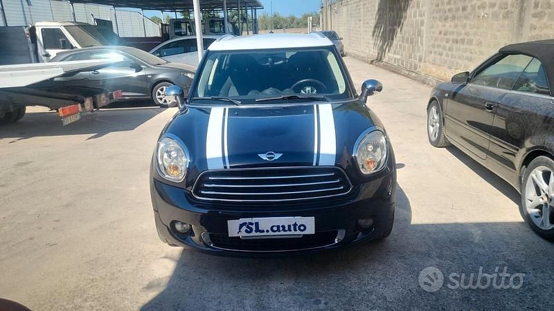 Blu Usata 2011 Mini Cooper Countryman SUV | 8000 € - Immagine 1/4