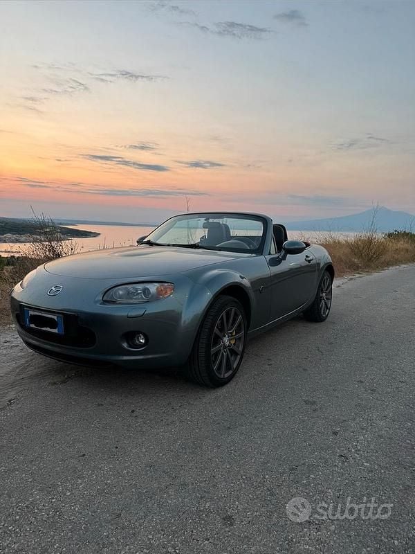 Usata Mazda MX5 High 160 CV (117 kW) 2006 Cabrio