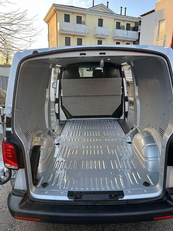 Usata VW Transporter 150 CV (110 kW) 2020 Argento Furgone