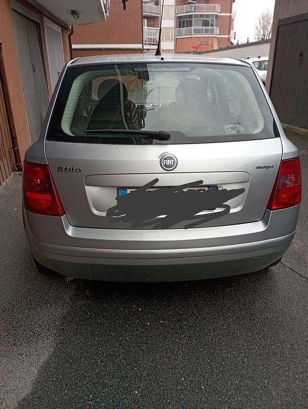Usata Fiat Stilo 120 CV (88 kW) 2007 Argento Berlina