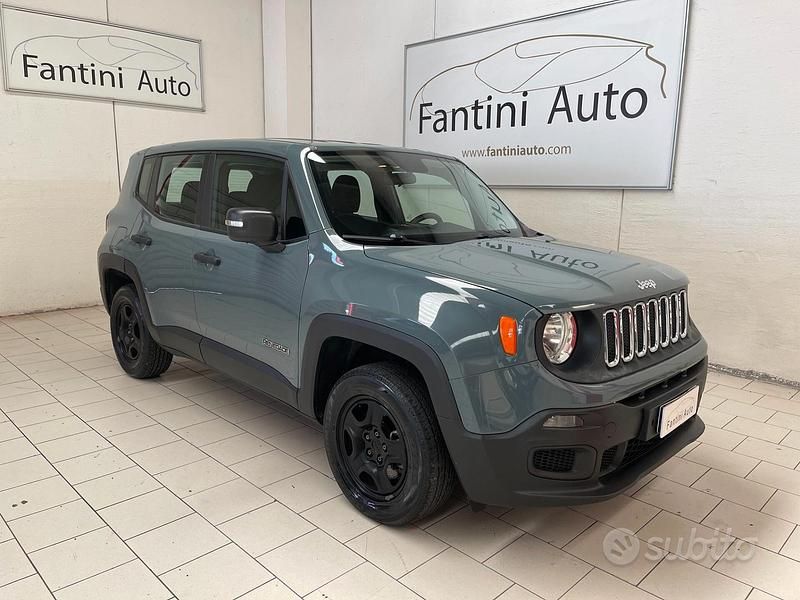 Grigio Usata 2015 Jeep Renegade Sport SUV | 12.900 € (Cara) - Immagine 1/4
