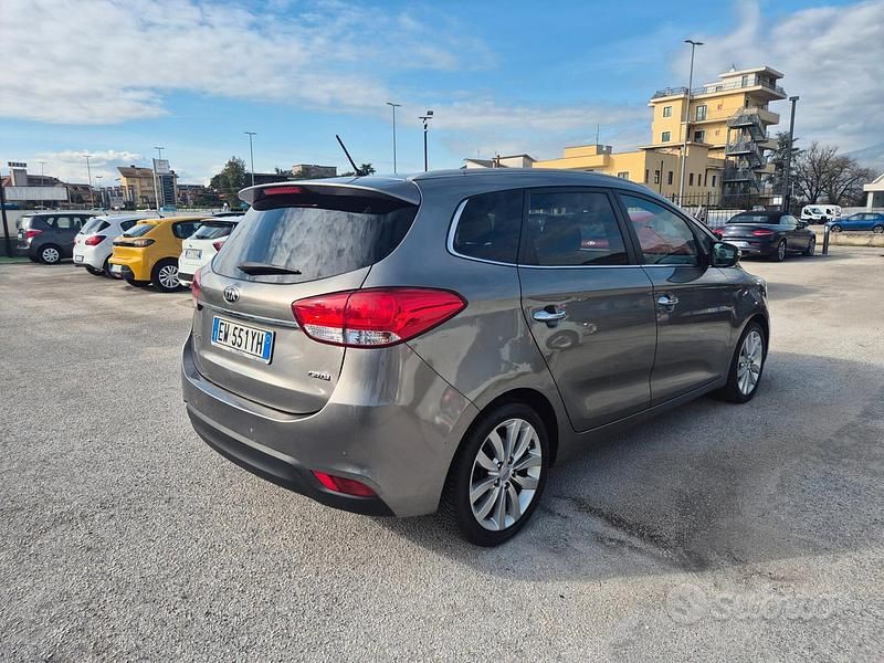 Usata Kia Carens 115 CV (84 kW) 2014 Grigio Monovolume