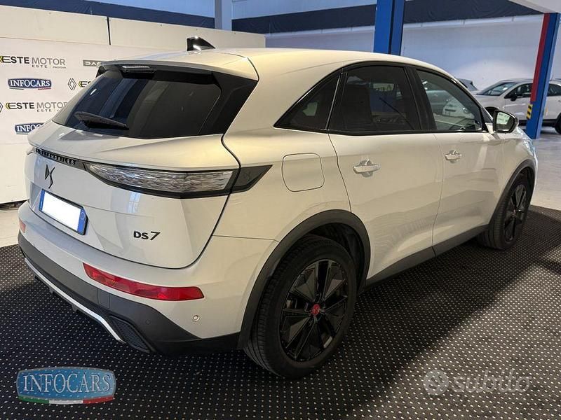 Usata DS Automobiles DS7 Crossback Performance 131 CV (96 kW) 2023 Grigio metallizzato SUV
