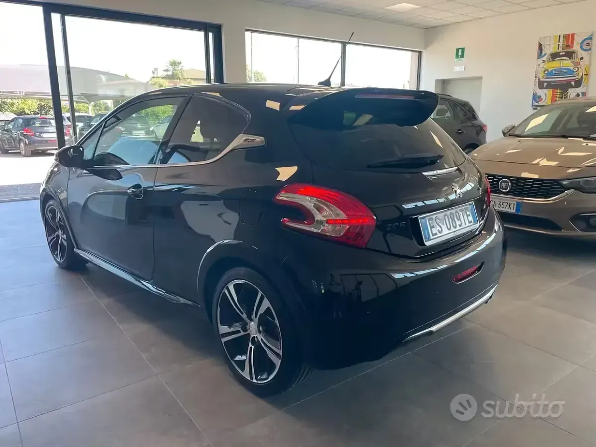 Usata Peugeot 208 GTi 200 CV (147 kW) 2013 Nero Utilitaria