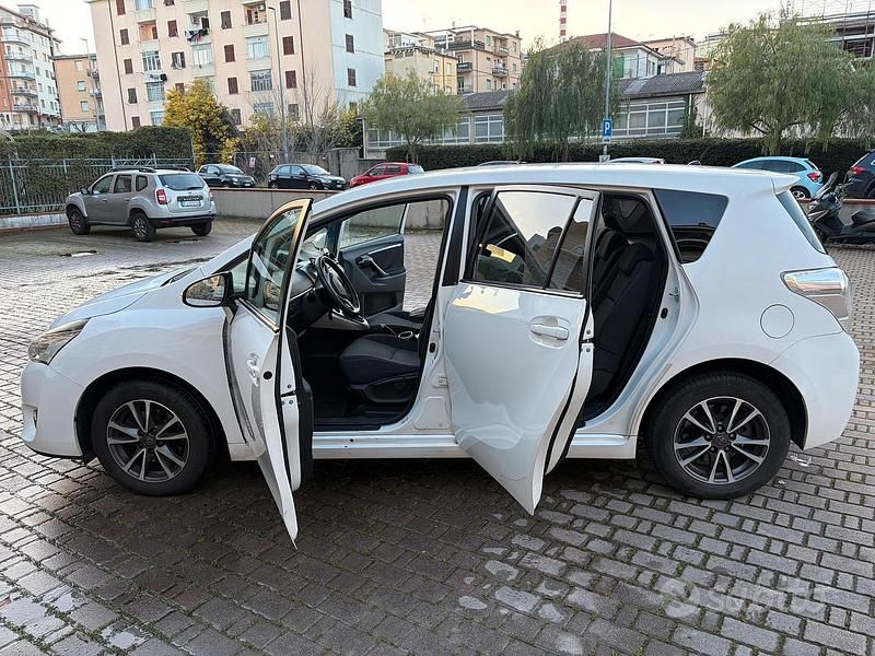 Usata Toyota Verso 2014 Monovolume