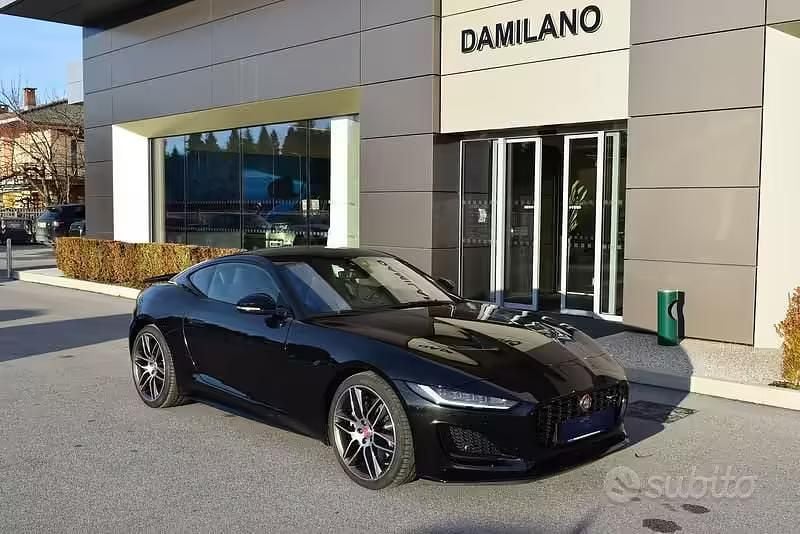 Usata Jaguar F-Type R-Dynamic 300 CV (220 kW) 2021 Nero Coupé