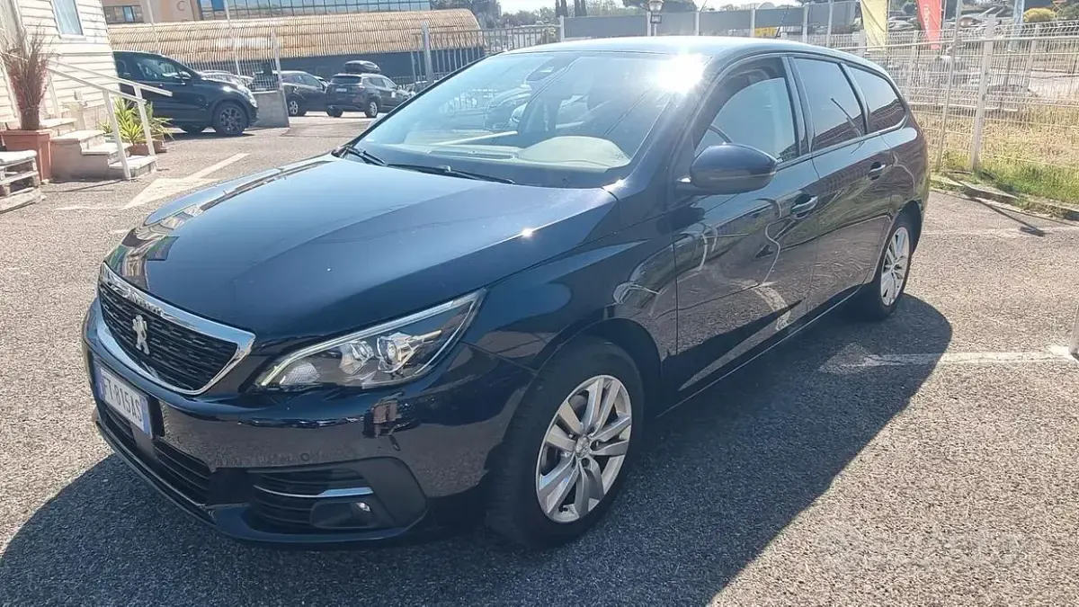 Usata Peugeot 308 Business-Line 131 CV (96 kW) 2018 Blu Station wagon