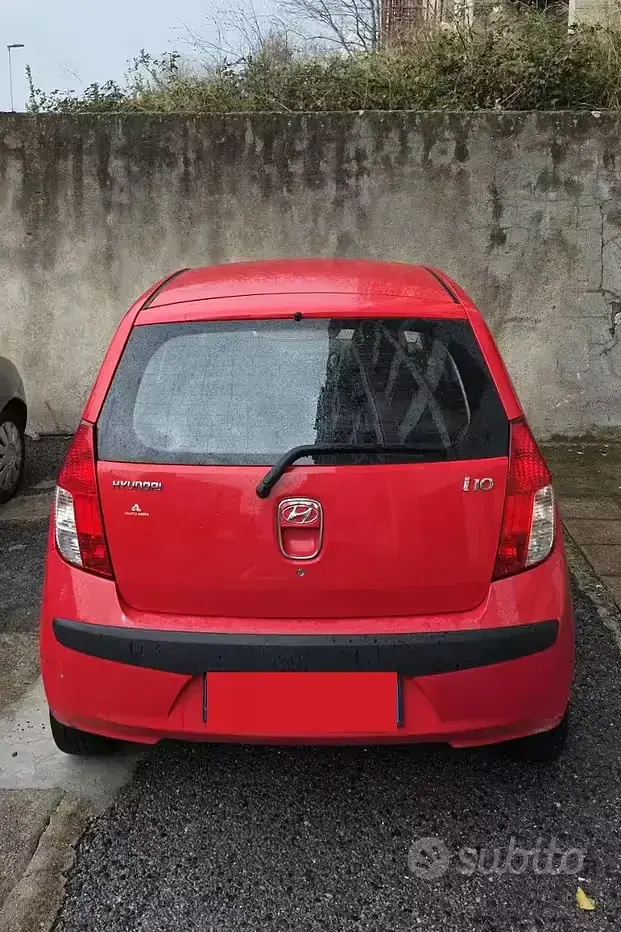 Usata Hyundai i10 66 CV (48 kW) 2009 Rosso Utilitaria