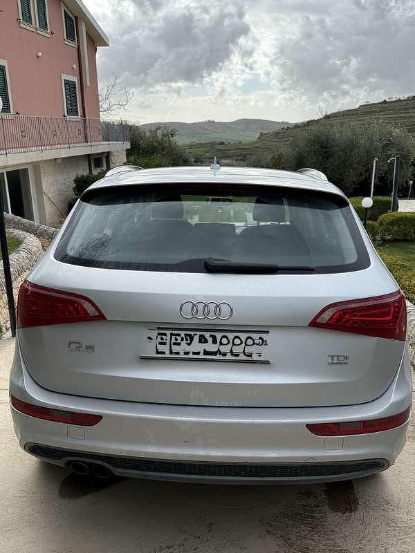 Usata Audi Q5 Ambiente 170 CV (125 kW) 2012 Argento SUV