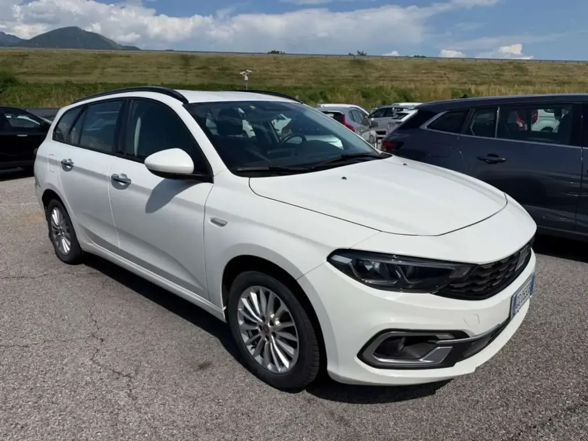 Usata Fiat Tipo Business 95 CV (69 kW) 2022 Bianco Station wagon