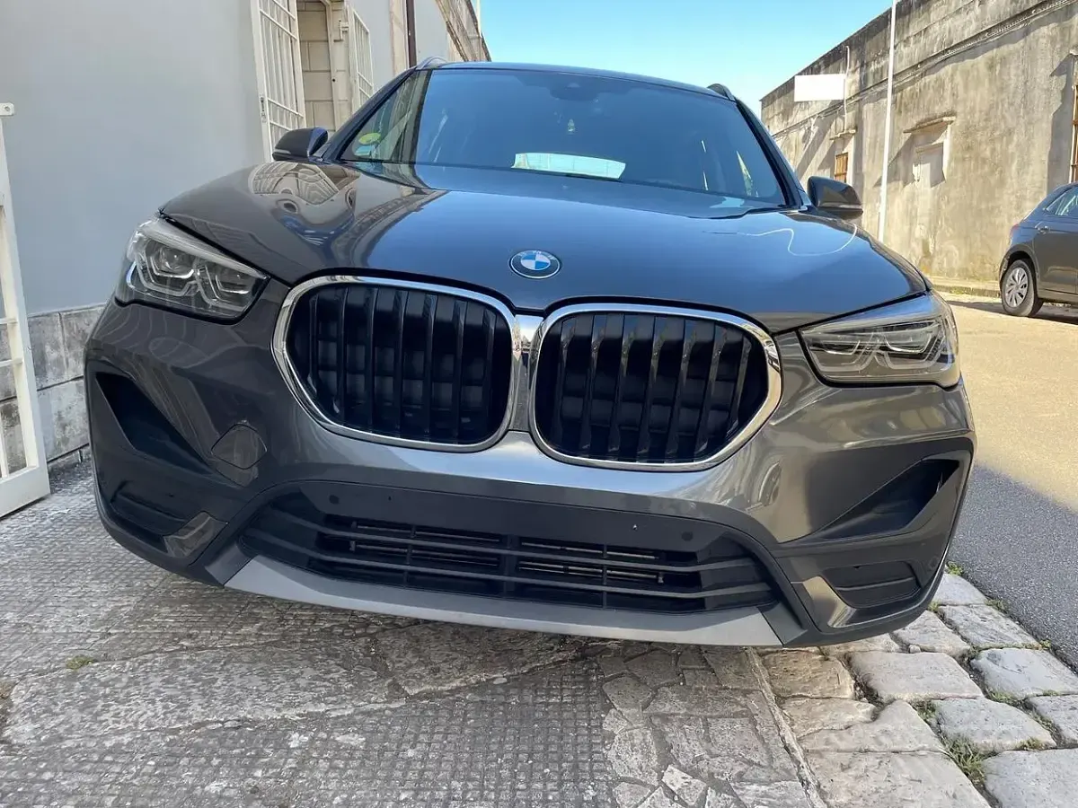 Begagnad BMW X1 xLine 150 HK (110 kW) 2022 Grå SUV