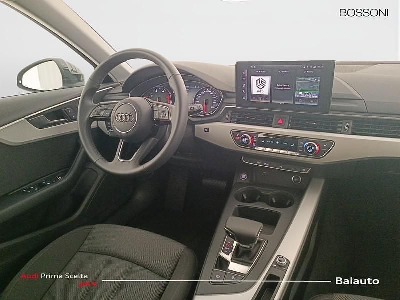 Usata Audi A4 Advanced 136 CV (100 kW) 2024 Grigio Station wagon