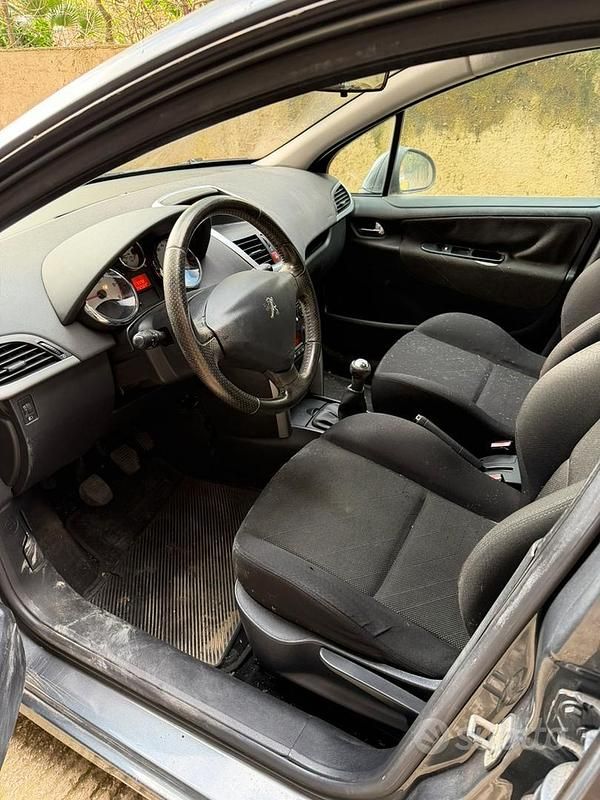 Usata Peugeot 207 92 CV (67 kW) 2011 Grigio Station wagon