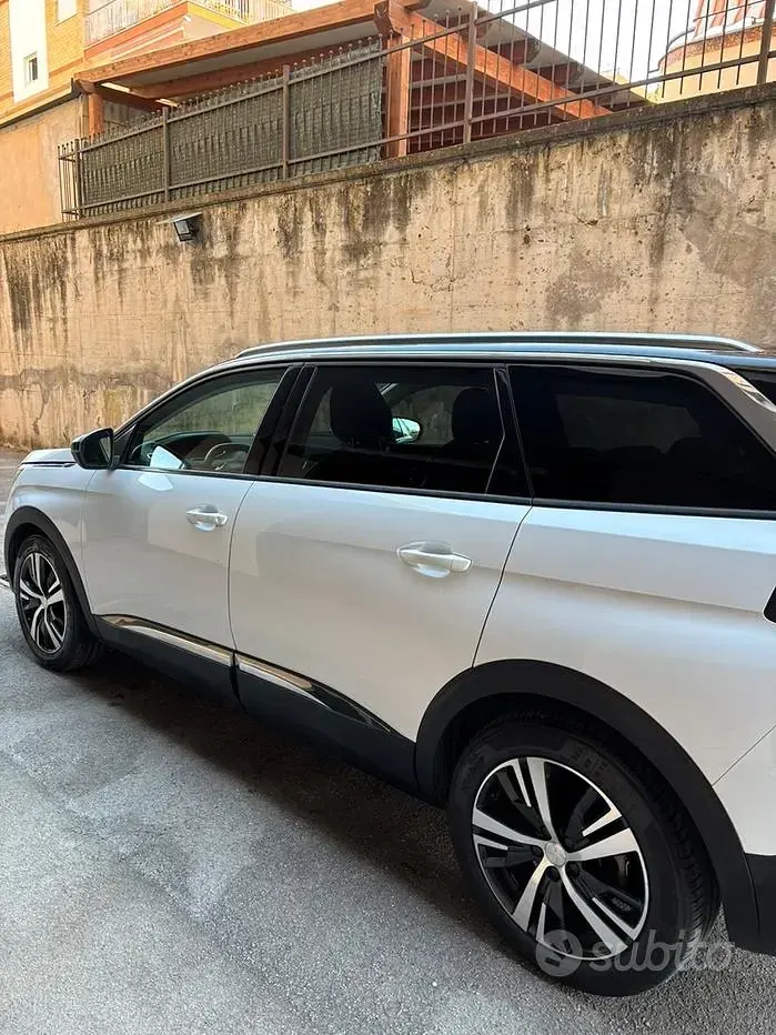 Usata Peugeot 5008 131 CV (96 kW) 2017 Bianco Monovolume