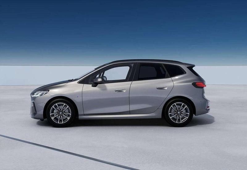Usata BMW 218 Active Tourer M Sport 150 CV (110 kW) 2025 Skyscraper grey Monovolume