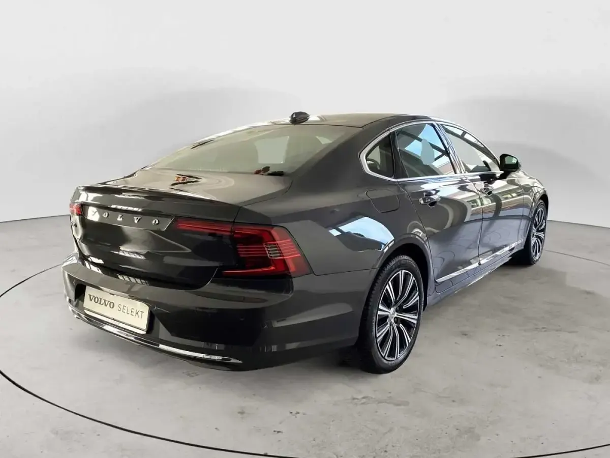 Usata Volvo S90 Inscription 235 CV (172 kW) 2022 Grigio Berlina