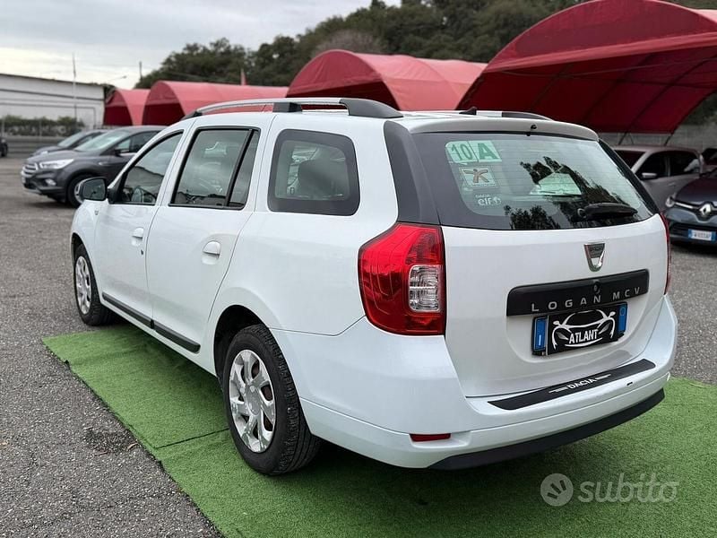 Usata Dacia Logan MCV Lauréate 90 CV (66 kW) 2014 Bianco Station wagon