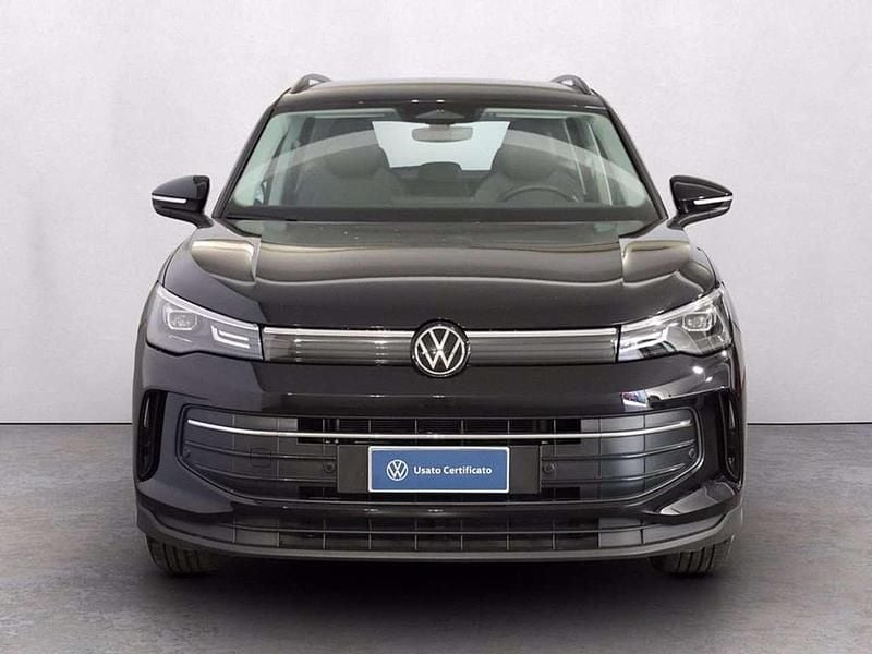 Usata VW Tiguan Life 150 CV (110 kW) 2024 Deep black perlato SUV