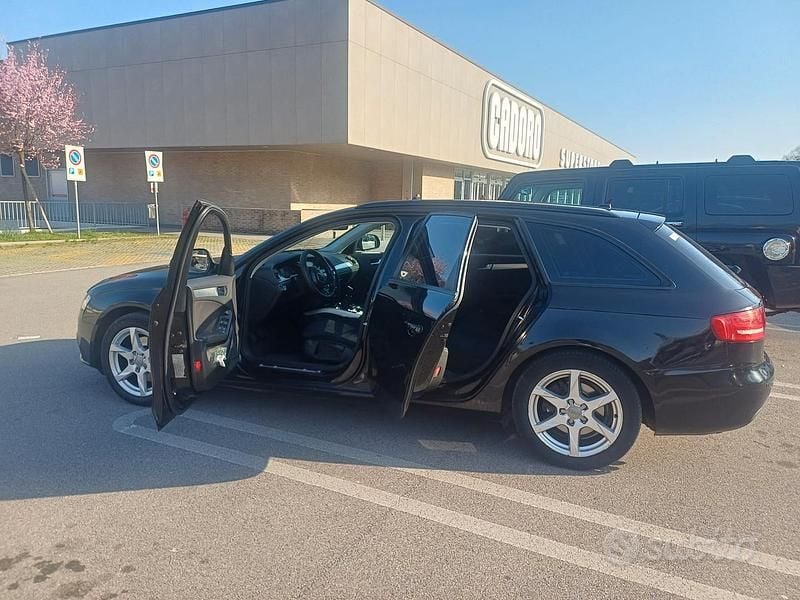 Usata Audi A4 Allroad 143 CV (105 kW) 2010 Nero Station wagon