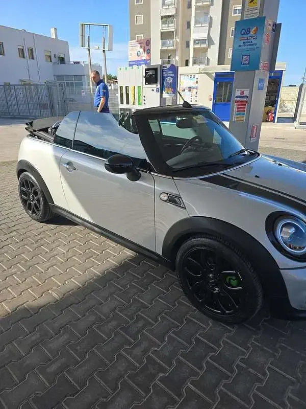 Usata Mini Cooper D Cabriolet 111 CV (81 kW) 2012 Cabrio