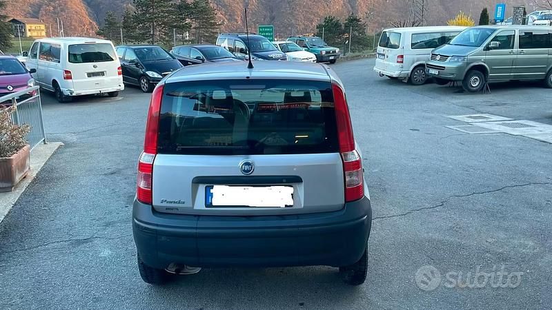Usata Fiat Panda 54 CV (39 kW) 2007 Grigio Utilitaria